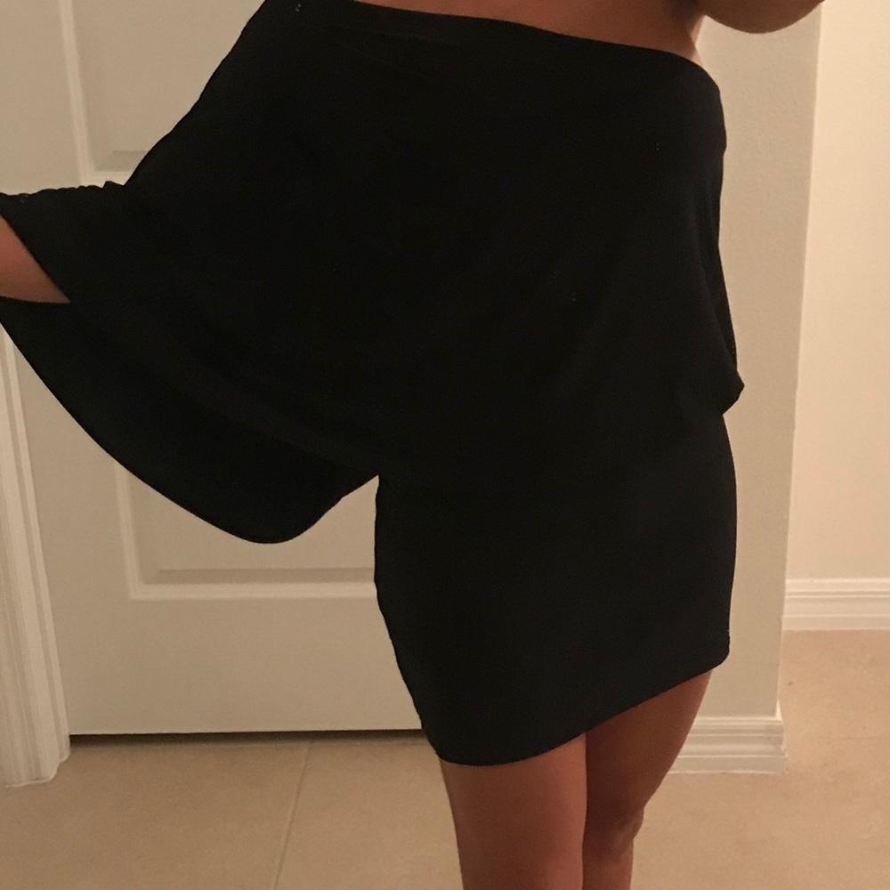 Jessica Simpson Black Dress